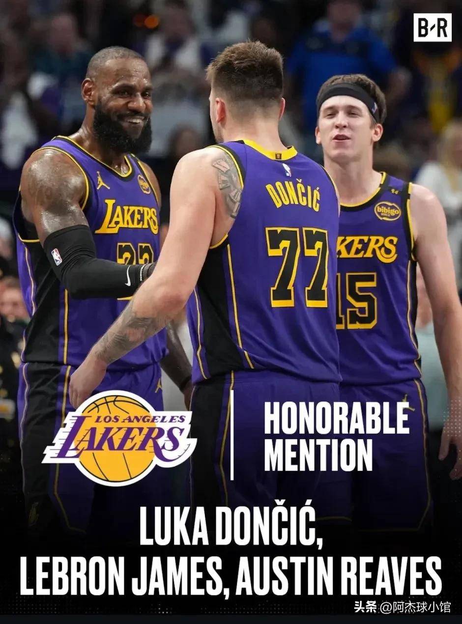 今晨洛杉矶湖人调整名单以备英超;战术微调环节打磨;质疑声仍在;身体对抗强度拉满 今晨洛杉矶湖人调整名单以备英超;战术微调环节打磨;质疑声仍在;身体对抗强度拉满